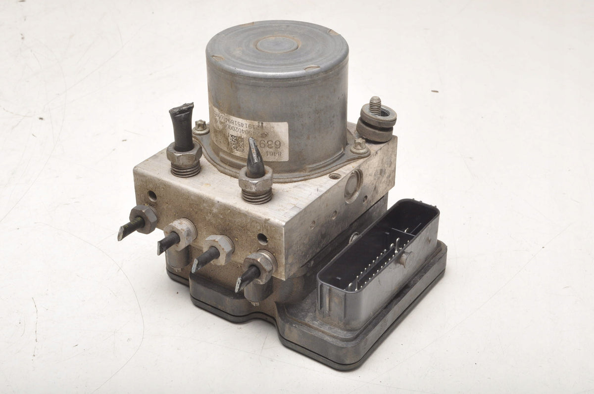OPEL INSIGNIA B PUMP ABS 84616393