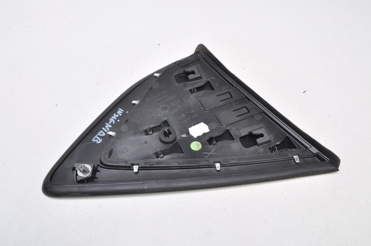 OPEL INSIGNIA II B TRIANGLE FENDER GUARD RIGHT 39107896 REAR