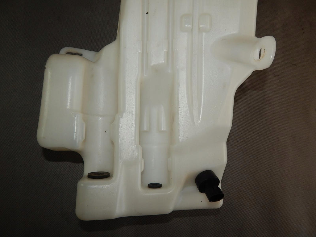 OPEL INSIGNIA WASHER RESERVOIR 13240935
