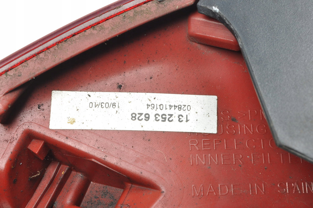 OPEL MERIVA II B REAR RIGHT LAMP 13253628