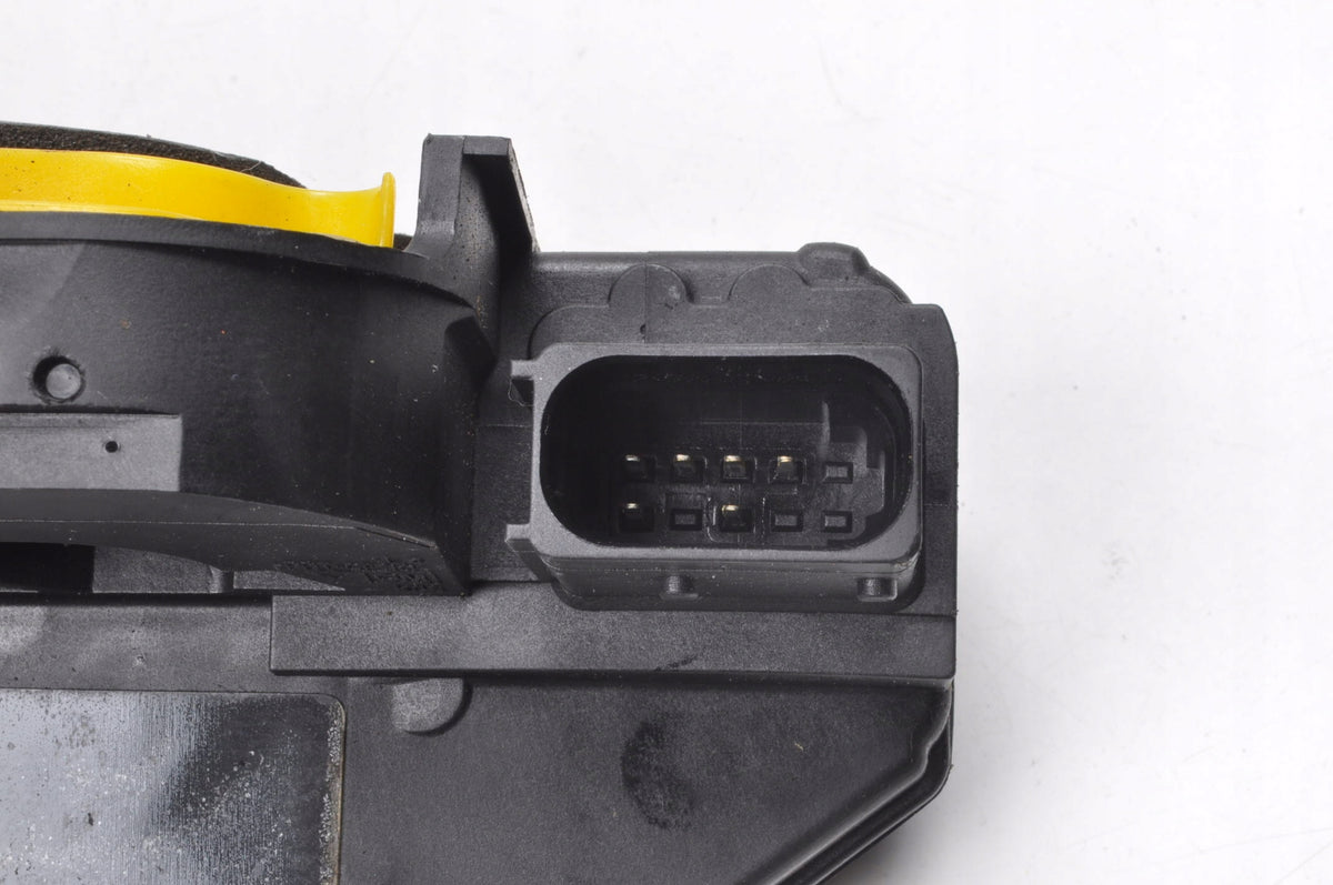 OPEL MOCHA AND DOOR LOCK RIGHT REAR 13579548 6 PIN SUV
