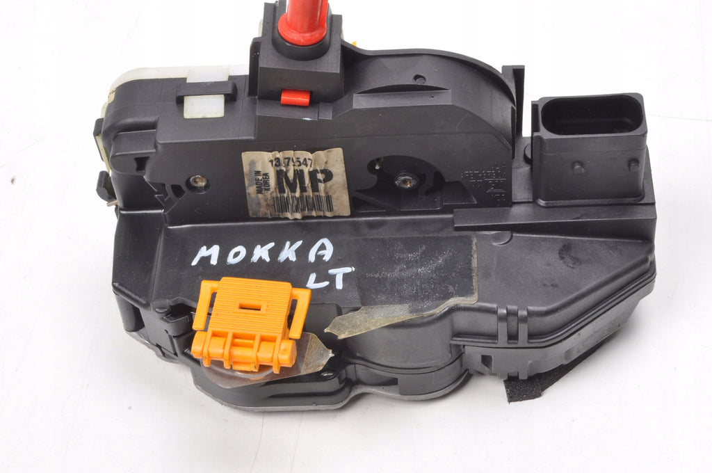 OPEL MOCHA AND DOOR LOCK RIGHT REAR 13579548 6 PIN SUV