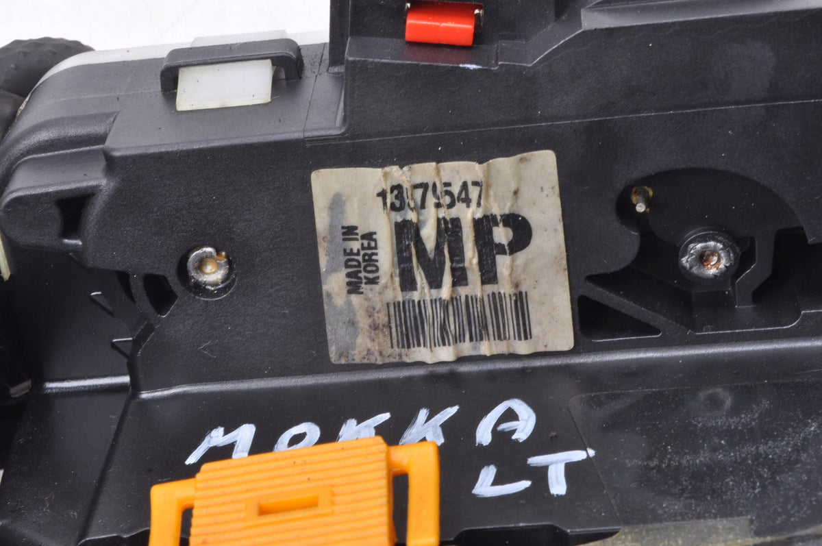 OPEL MOCHA AND DOOR LOCK RIGHT REAR 13579548 6 PIN SUV