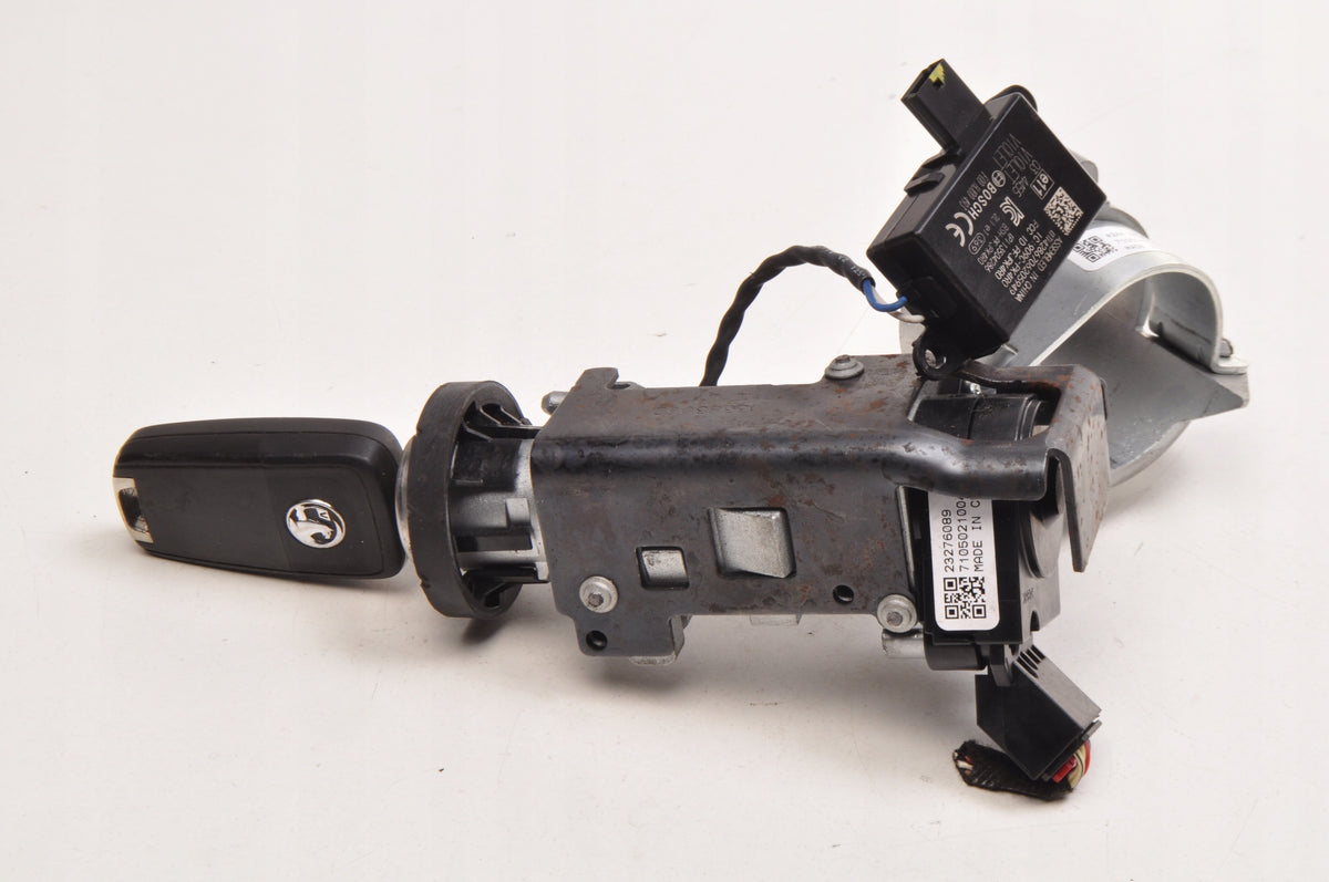OPEL MOCHA AND IGNITION KEY 13504286 23276089
