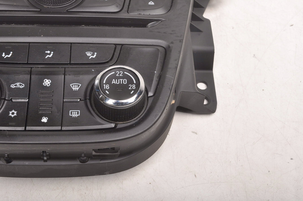 OPEL MOCHA AND RADIO PANEL 95363963 20765757