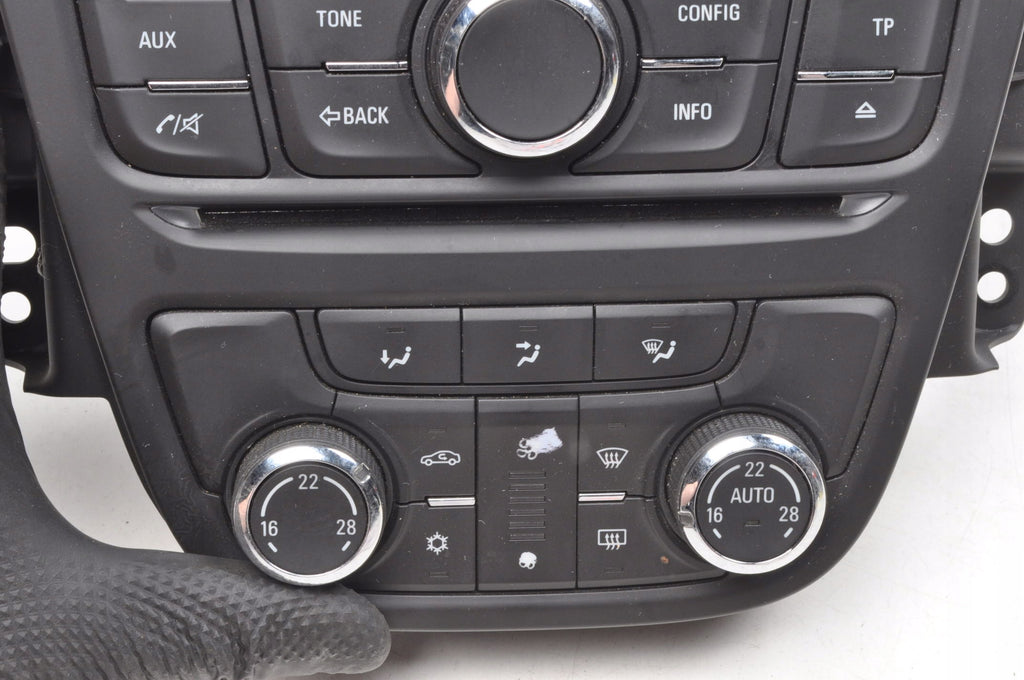 OPEL MOCHA AND RADIO PANEL RADIO 95363963