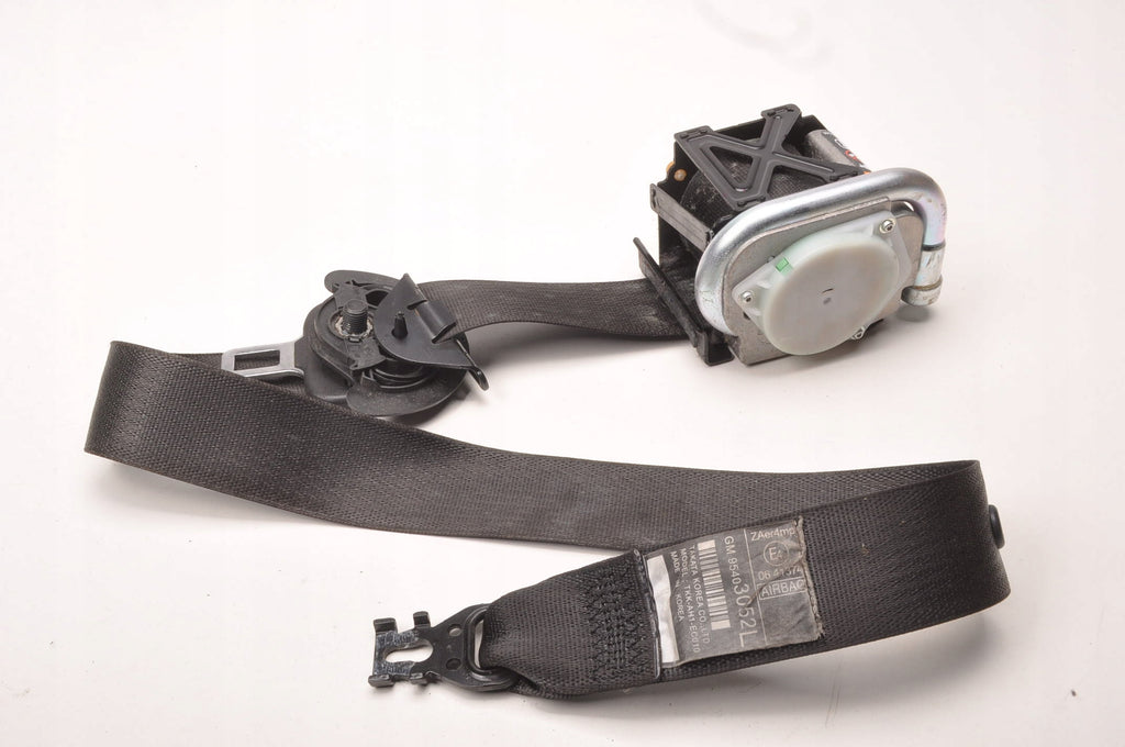 OPEL MOCHA AND SEAT BELT LEFT FRONT 95403052