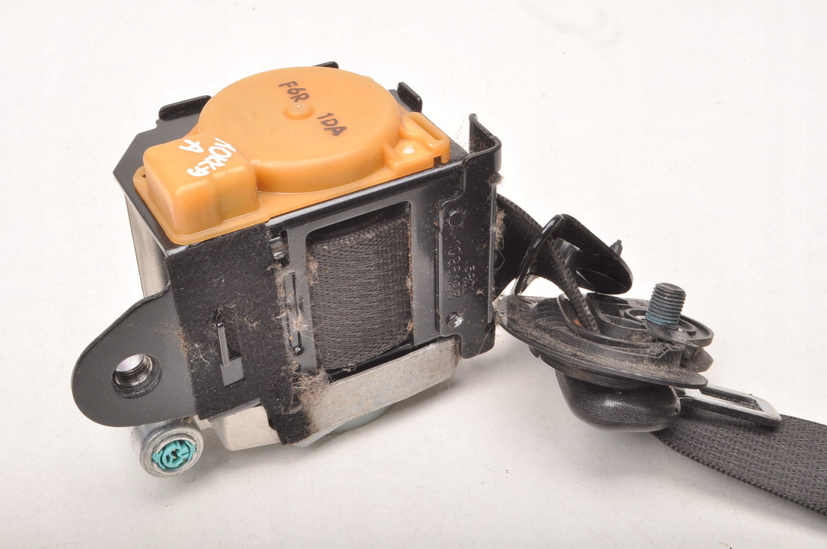 OPEL MOCHA AND SEAT BELT RIGHT FRONT 42353692