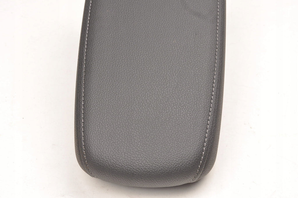 OPEL MOCHA B LIFT ARMREST LEATHER