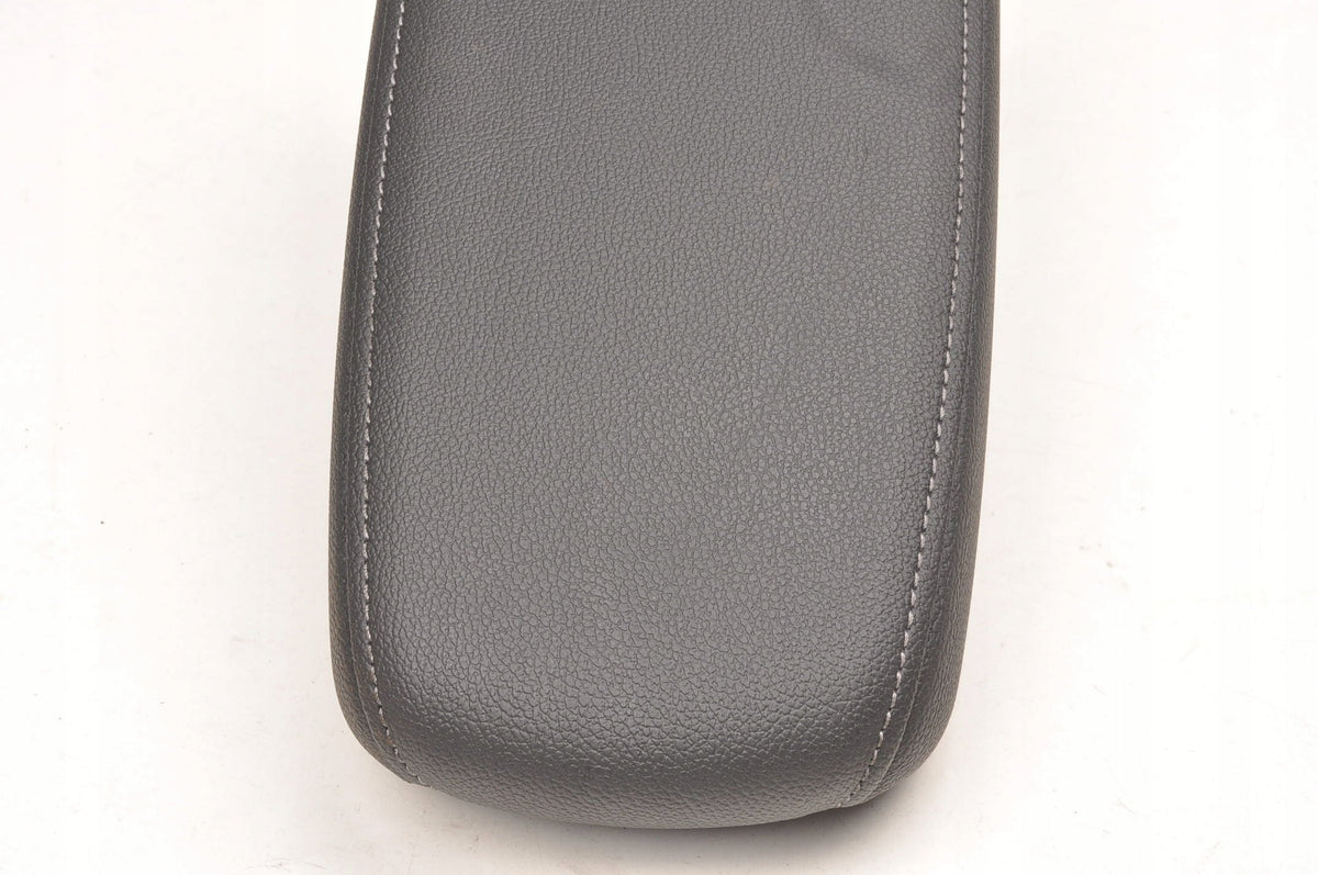 OPEL MOCHA B LIFT ARMREST LEATHER