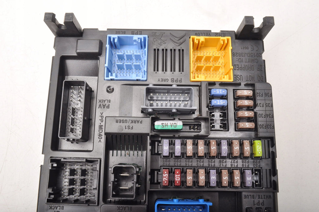 OPEL MOKKA B II BOX MODULE BSI 9832881080