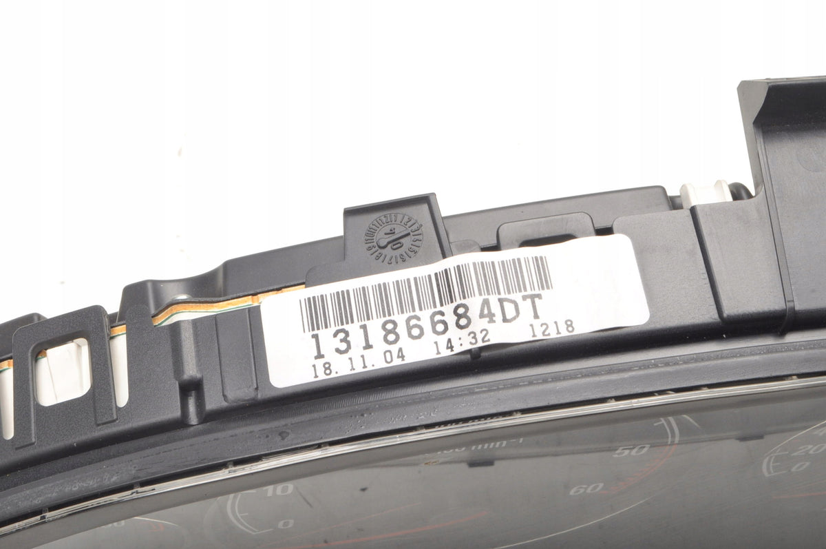 OPEL SIGNUM 1.9 CDTI 120 KM COUNTER CLOCKS 13186684DT EUROPE