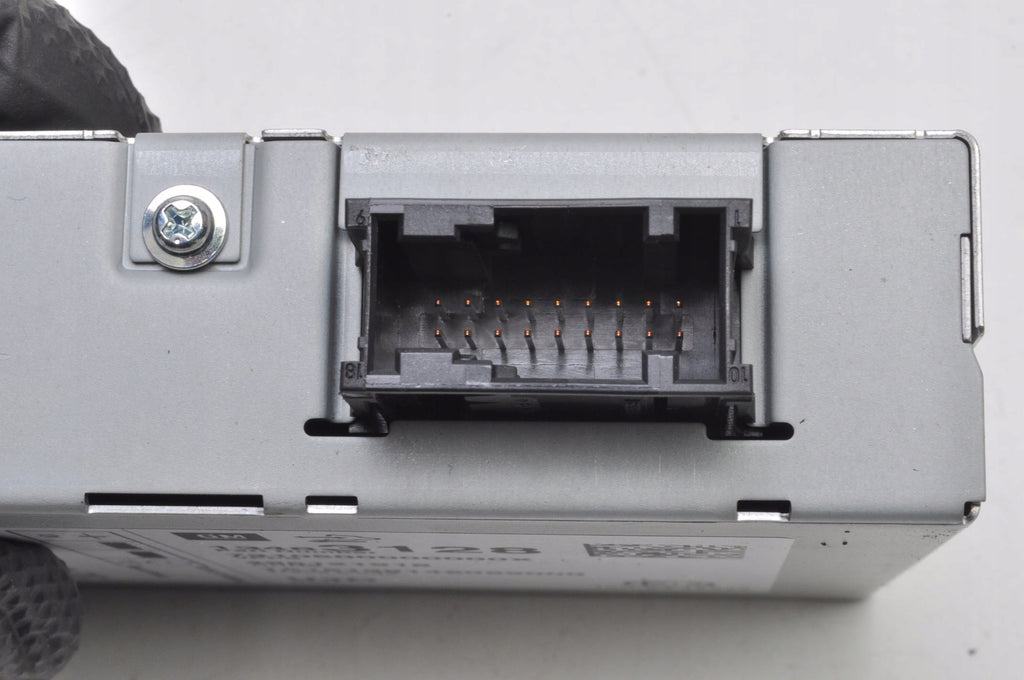 OPEL ZAFIRA III CASTRA J IV MOKKA AMPLIFIER RADIO MODULE 13483128