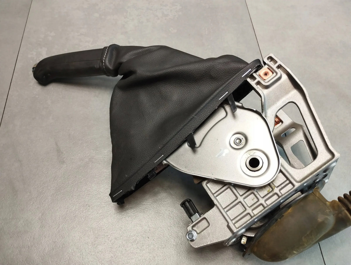 Opel Astra K HANDBRAKE LEVER 55574012