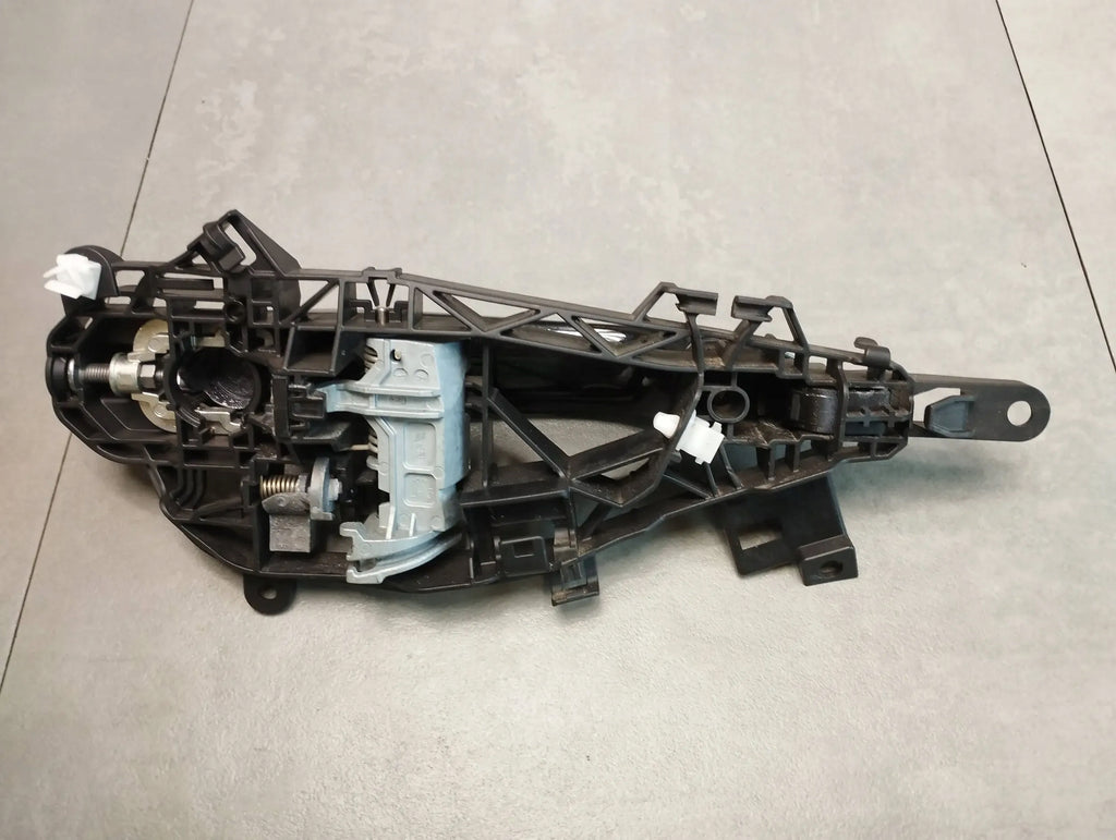 Opel Astra K KOMBI HANDLE LEFT REAR Z22Y 13506032