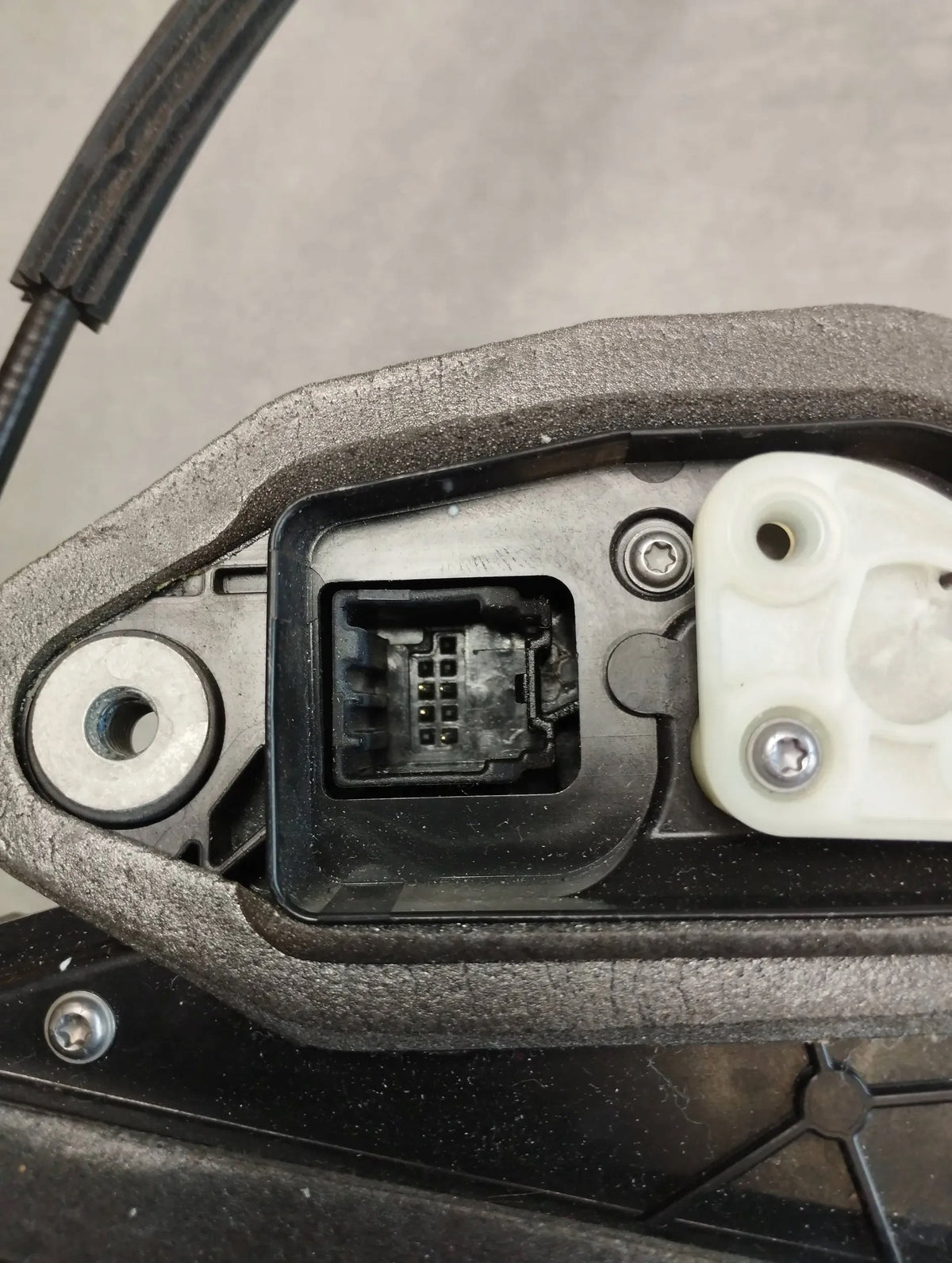 Opel Astra K LOCK RIGHT FRONT C3039072