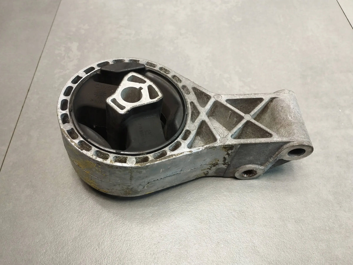 Opel Insignia A 1.6 CDTI PAW BRACKET 13228305