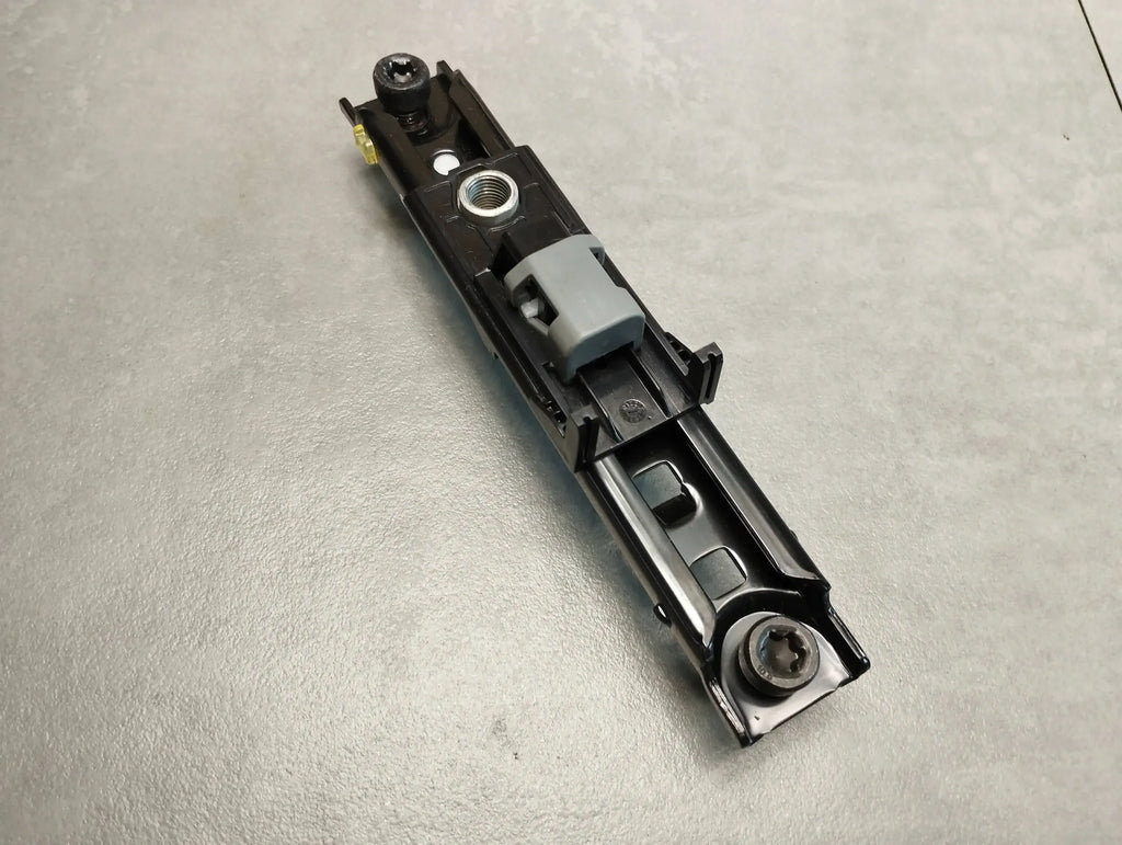 Opel Insignia A LIFT BELT ADJUSTMENT SLIDER 13598893