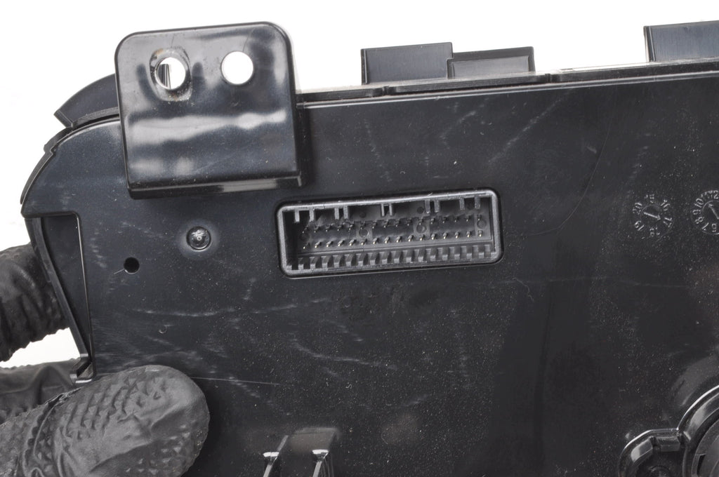 PANEL AIR CONDITIONING SWITCH HYUNDAI IONIQ 97250-G7060TKB