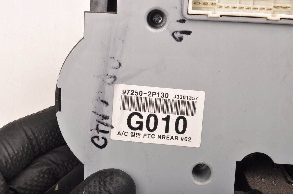 PANEL AIR CONDITIONING SWITCH KIA SORENTO II 97250-2P130