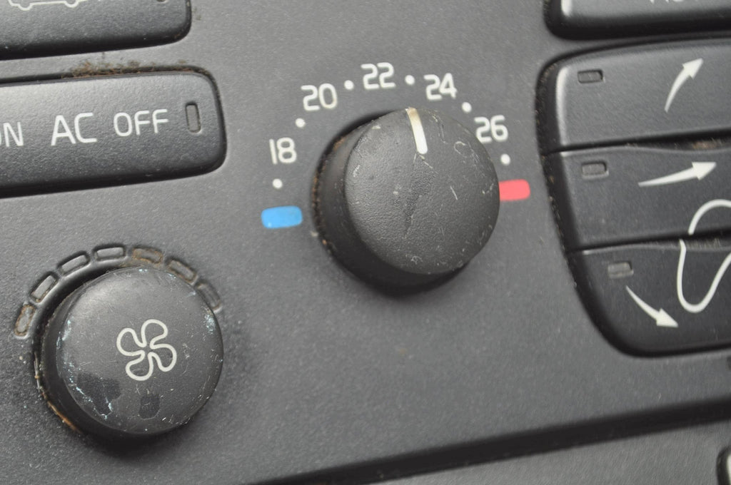 PANEL AIR CONDITIONING SWITCH VOLVO S60 AND V70 II 8691876