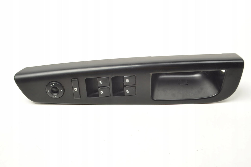 PANEL WINDOW LOWERING BUTTON KIA CEED 82351-1H010 EU