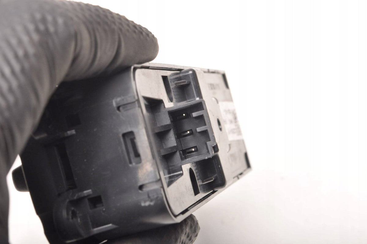 PANEL WINDOW SWITCH VOLVO S60 II V60 31343101
