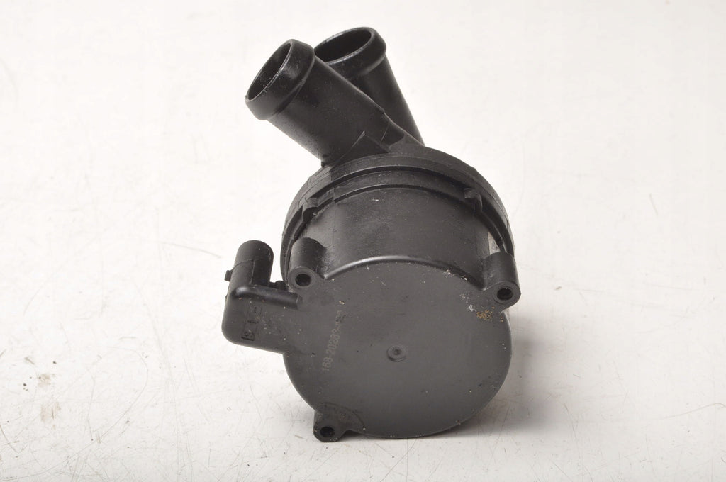 PASSAT B7 1.6 TDI WATER PUMP Nissens 831073