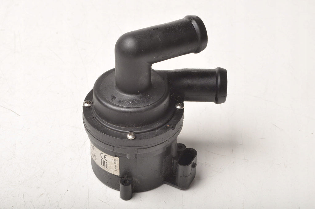PASSAT B7 1.6 TDI WATER PUMP Nissens 831073