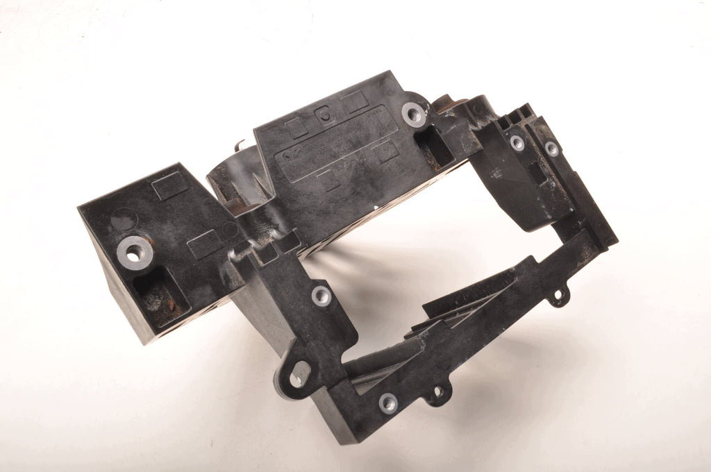 PAW BRACKET AIR CONDITIONING COMPRESSOR MOUNT TEsla MODEL 3 1667014-00-B