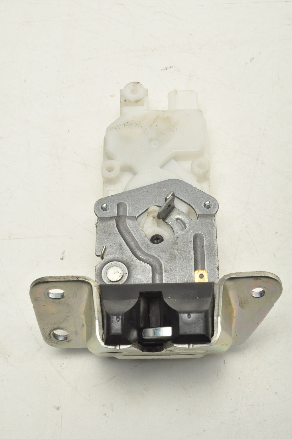 PEUGEOT 4008 TAILGATE LOCK