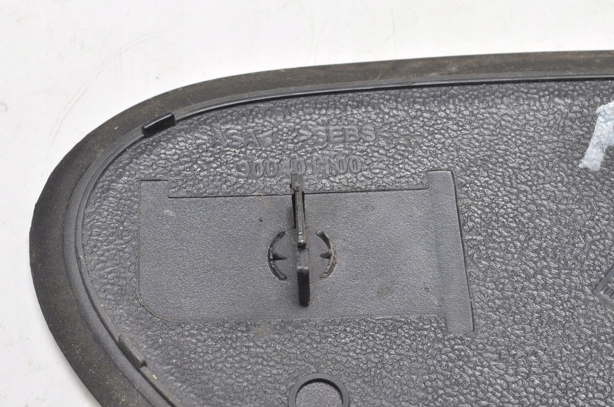 PEUGEOT PARTNER II TRIANGLE FENDER GUARD RIGHT 900401100