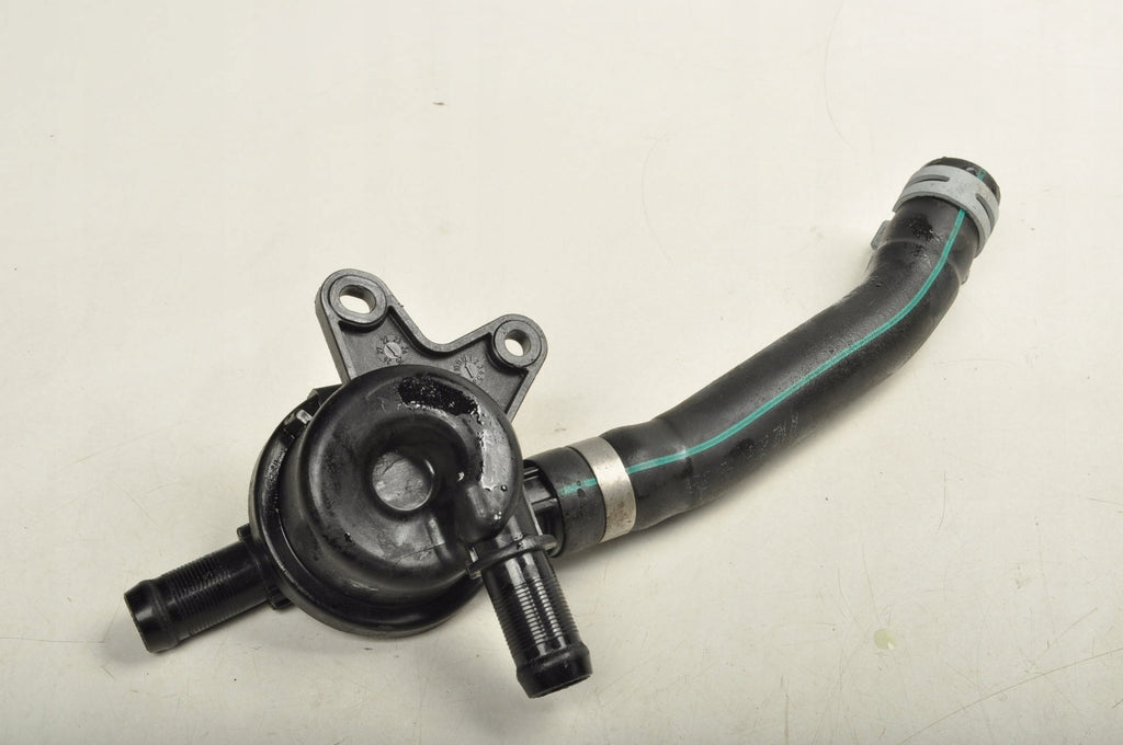 PIPE WATER HOSE PUMP VOLVO XC90 II 31368325