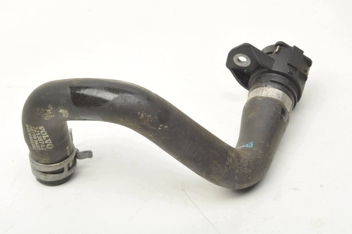 PIPE WATER PIPE VOLVO XC40 EV ELECTRICIAN POLESTAR II 32138742