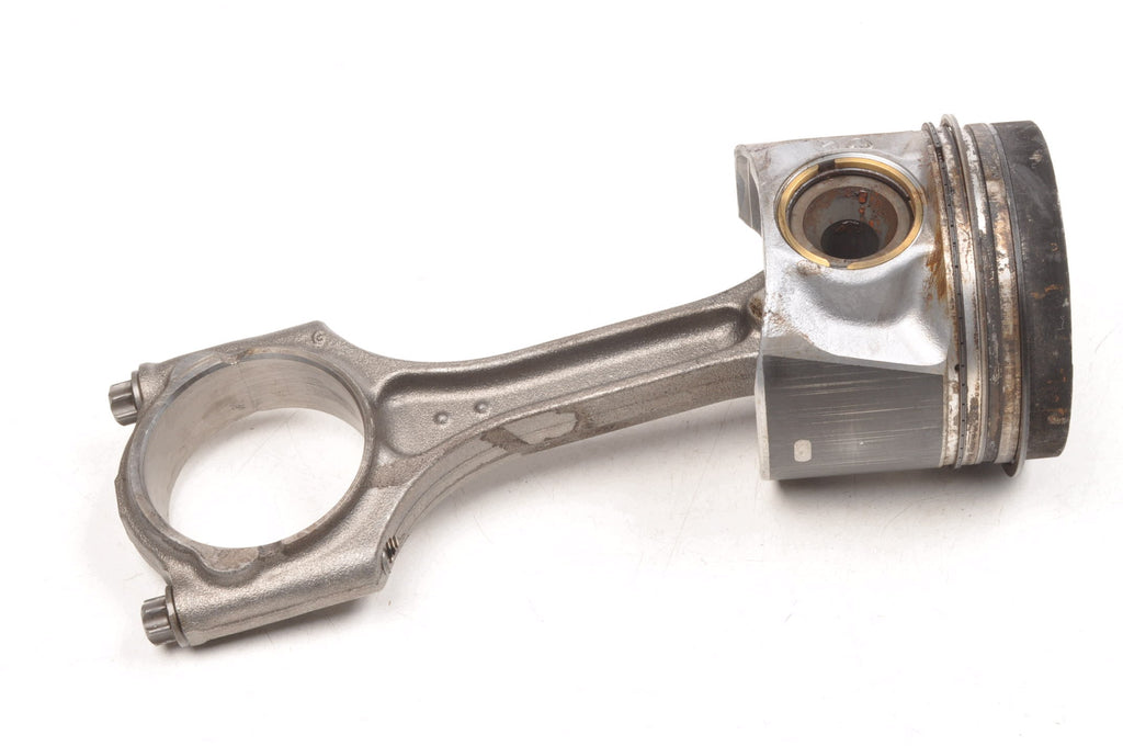 PISTON CONNECTING ROD VOLVO XC60 B4 MILD HYBRID D420T8 197 KM 82L220
