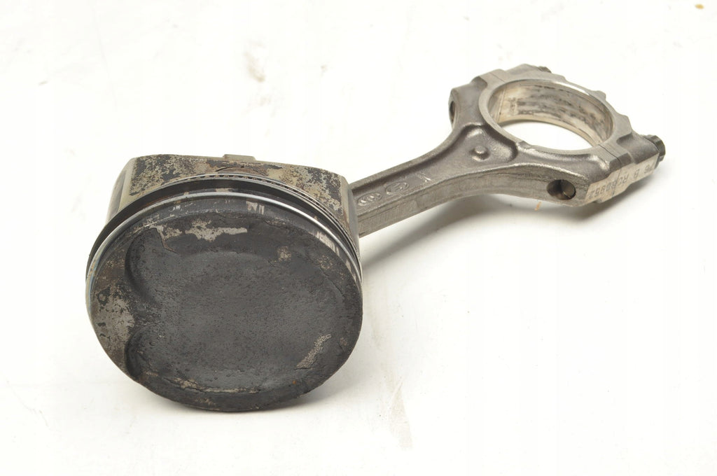 PISTON WITH CONNECTING ROD HYUNADI KIA CEED I 1.4 16V 109 KM P274 G4FA