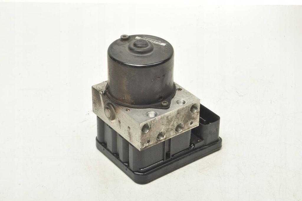 PUMP ABS VOLVO C30 S40 II C70 V50 30742665