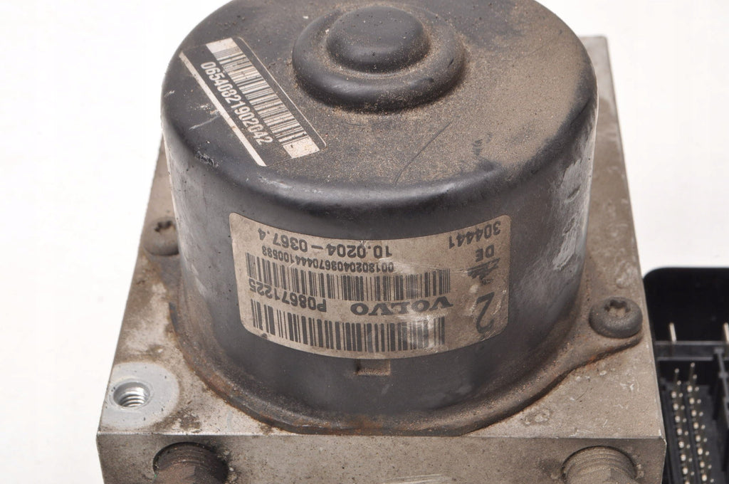 PUMP ABS VOLVO V70 II 08671225
