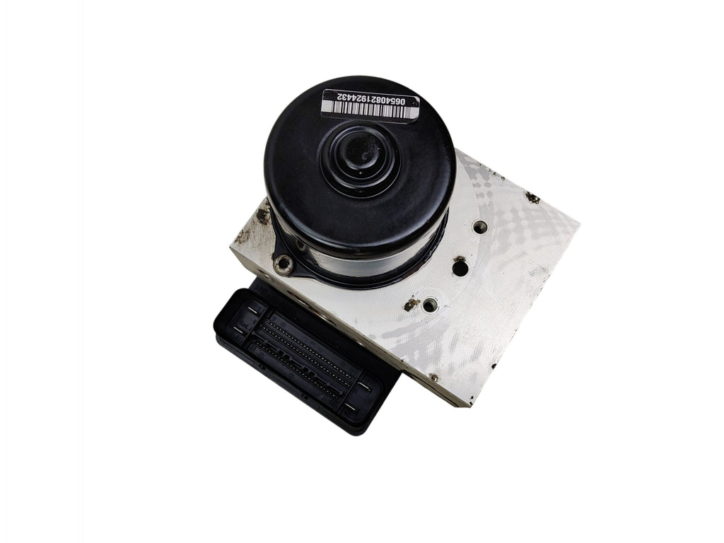 PUMP DRIVER ABS VOLVO XC90 AND S60 AND V70 III XC70 II S80 III P08671225