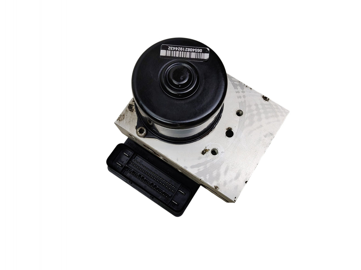 PUMP DRIVER ABS VOLVO XC90 AND S60 AND V70 III XC70 II S80 III P08671225
