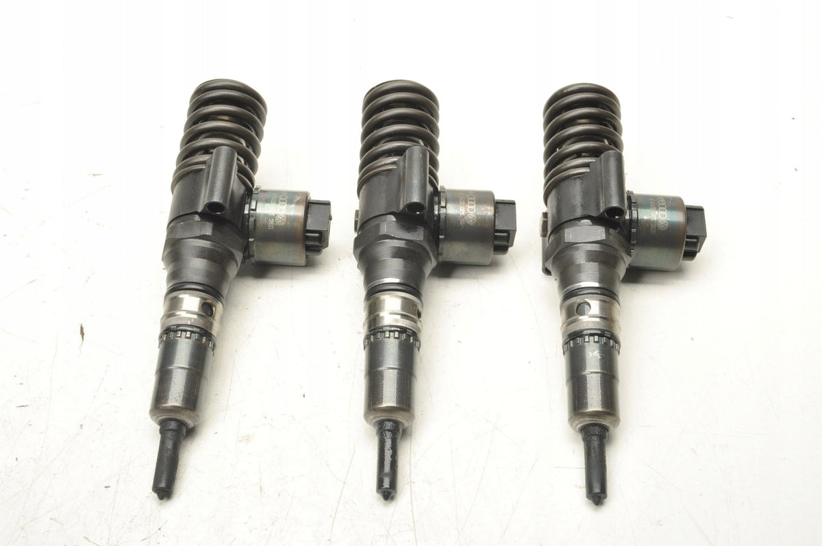 PUMP INJECTION VOLKSWAGEN TOURAN GOLF V 2.0 TDI 16V 136 KM 03G130073B