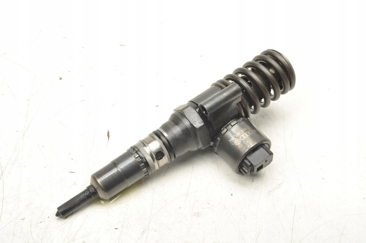 PUMP INJECTION VOLKSWAGEN TOURAN GOLF V 2.0 TDI 16V 136 KM 03G130073B