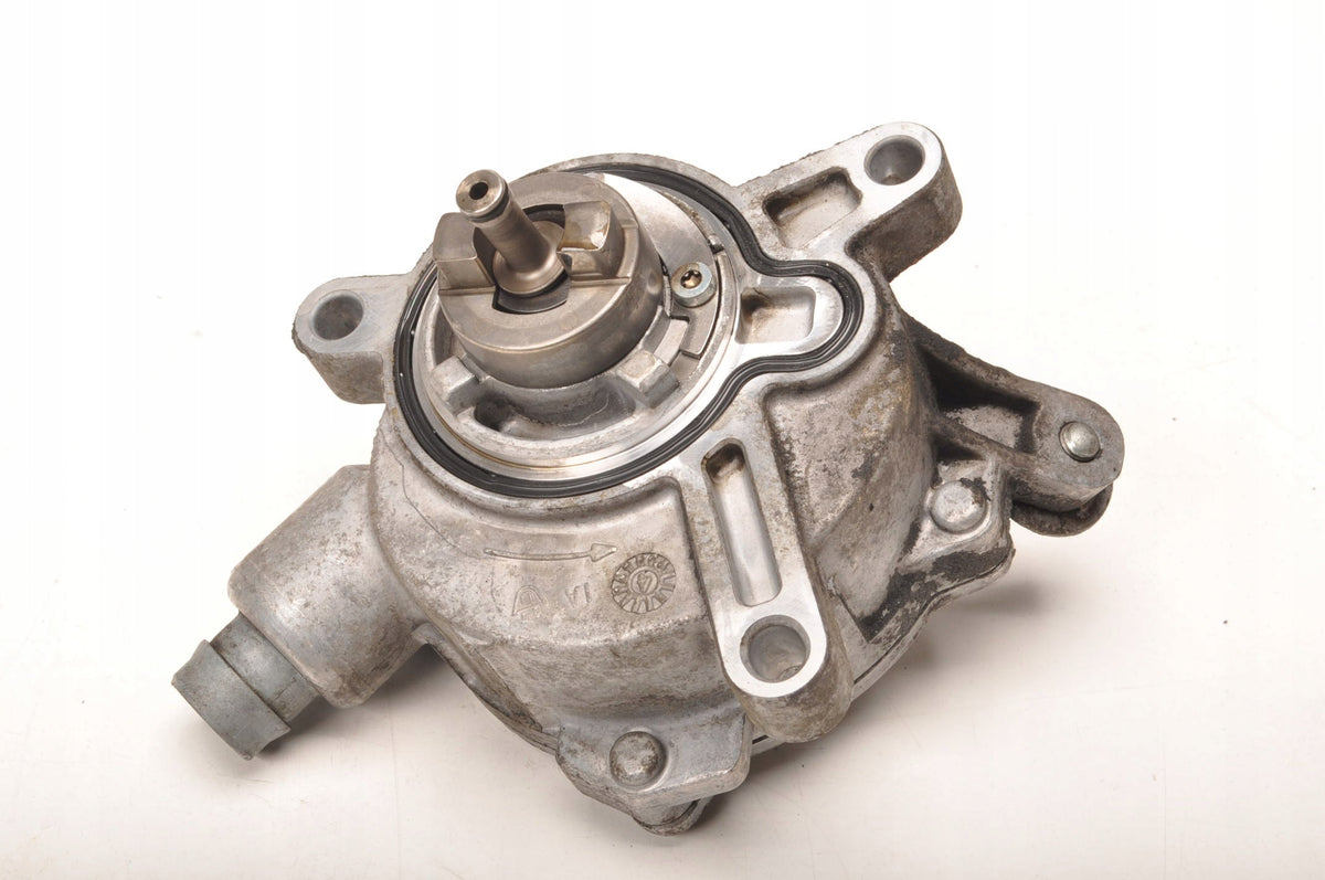 PUMP VACUM WAKUM VAKUM VOLVO S60 AND V70 II XC70 2.4 D5 163KM 08699237