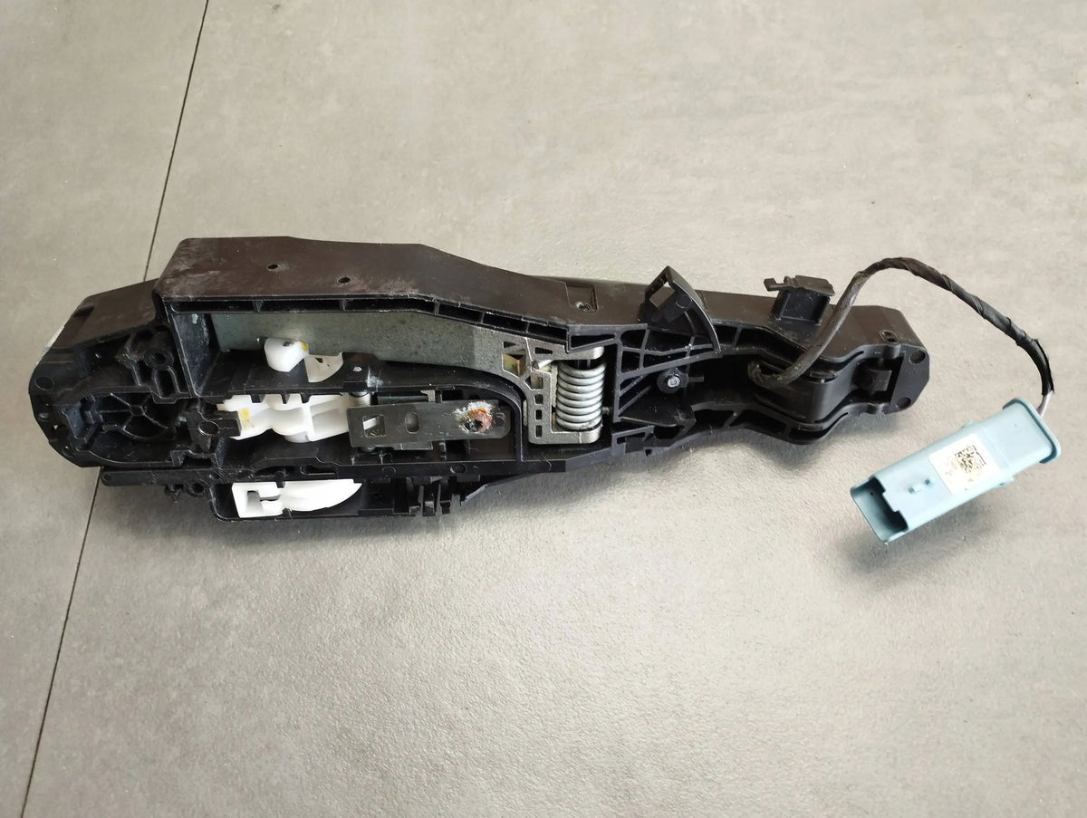 Peugeot 508 HANDLE RIGHT REAR KESSY KTVD
