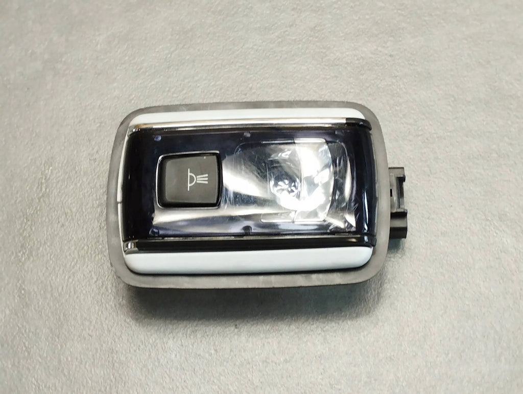 Peugeot 508 HEADLINER LAMP 9688503080