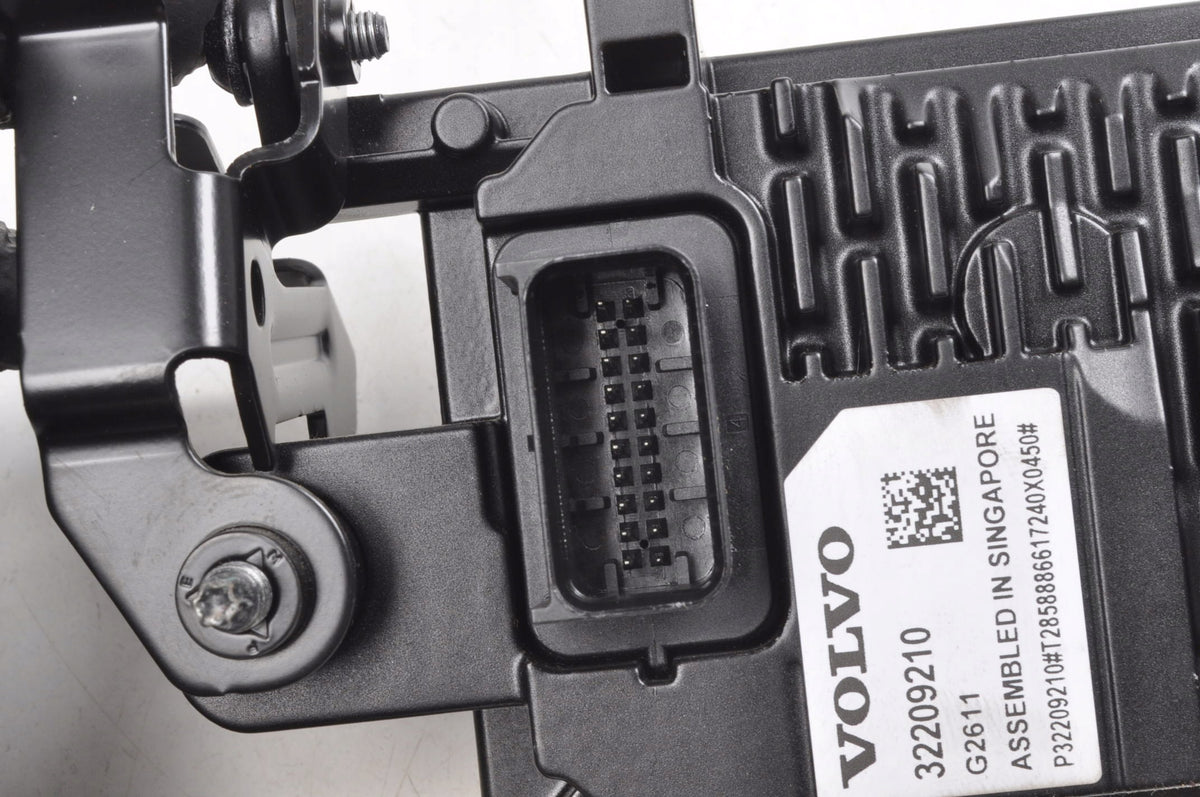 RADAR SENSOR CAMERA VOLVO XC60 II 32209210