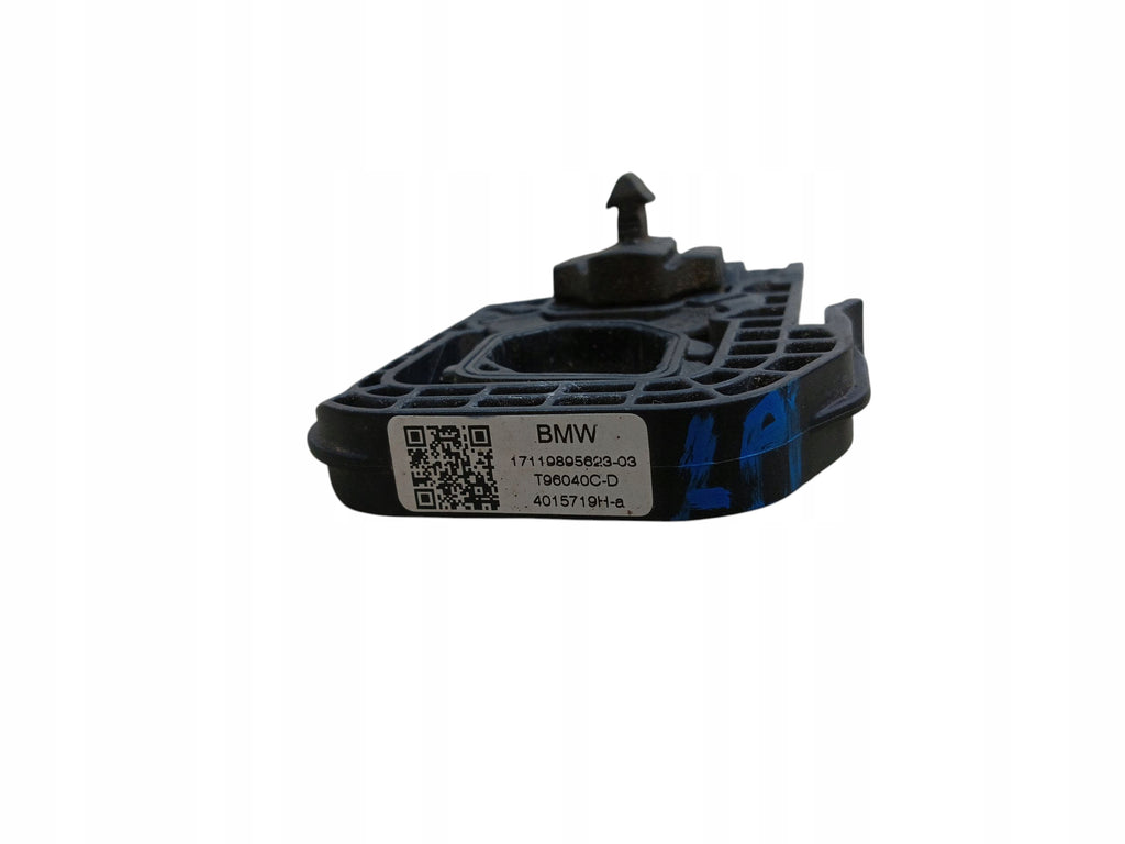 RADIATOR MOUNT LEFT BMW G26 G20 G29 9895623
