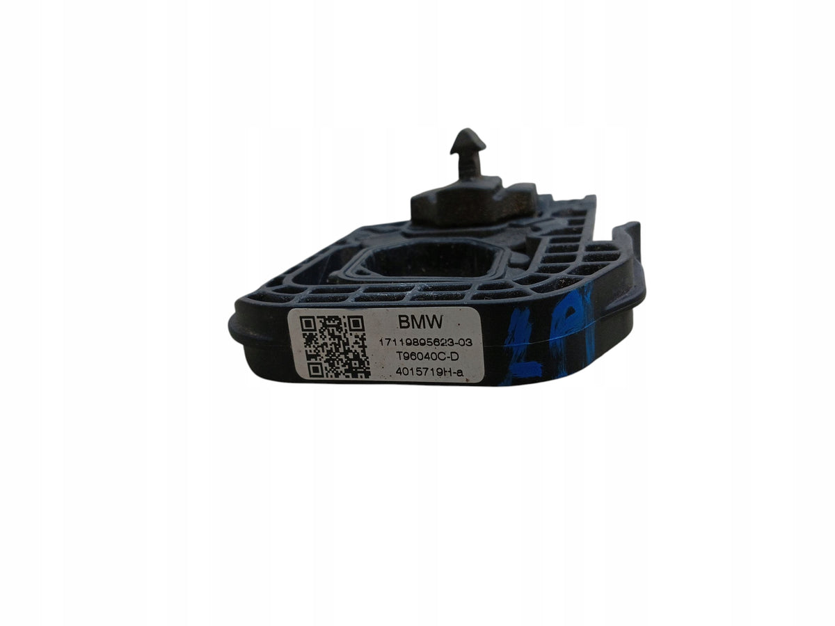RADIATOR MOUNT LEFT BMW G26 G20 G29 9895623