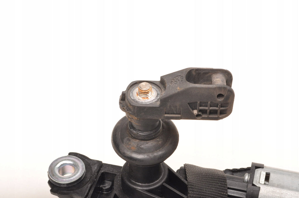 REAR WIPER MOTOR REAR VOLVO C30 31217000