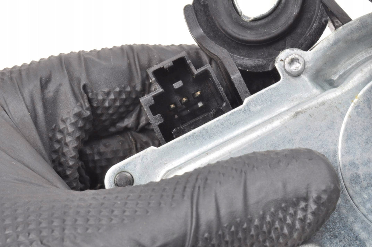REAR WIPER MOTOR REAR VOLVO C30 31290792 SUV